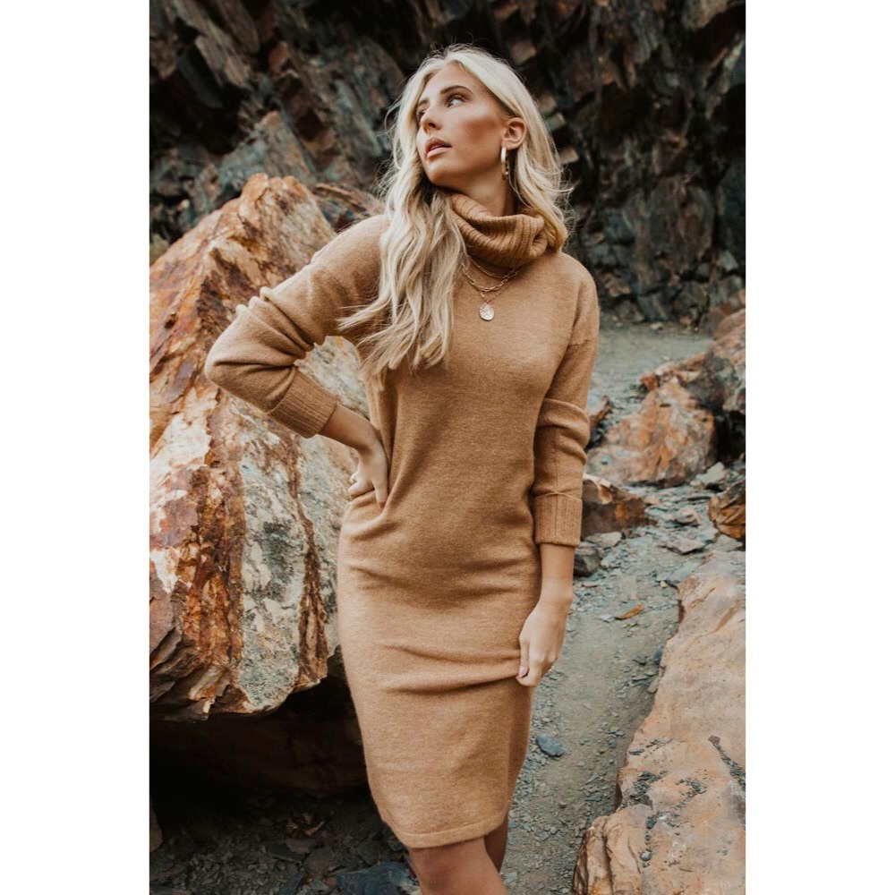 ✨BOHME✨ Vero Moda Turtleneck Sweater Dress